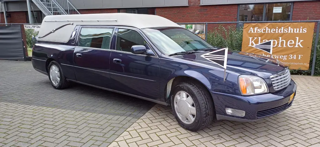 Cadillac blauwe rouwauto - foto 7
